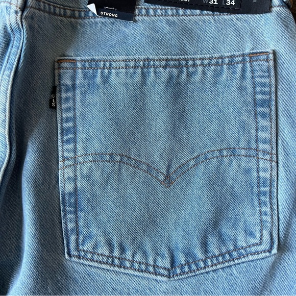 Levi's Men's Skateboarding Super Baggy Jeans Blue Wash Size 31x34 - Picture 7 of 8